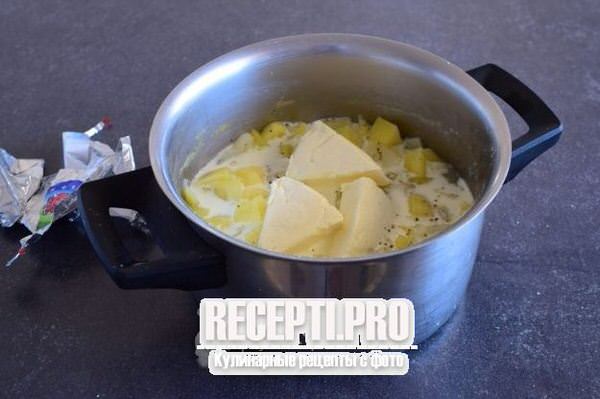 Картофельный суп-пюре на сливках с беконом