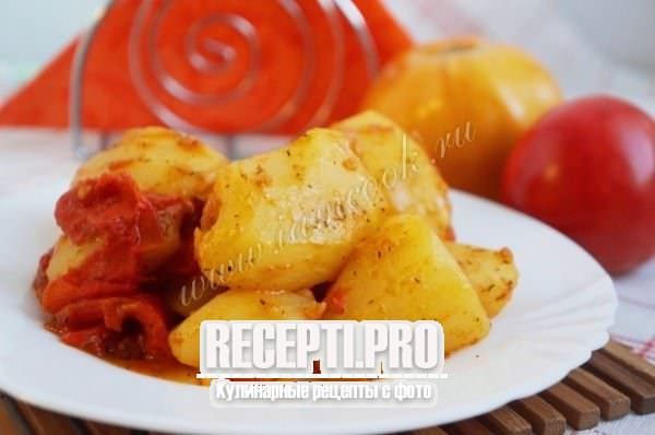 Картошка в мультиварке с луком и помидорами