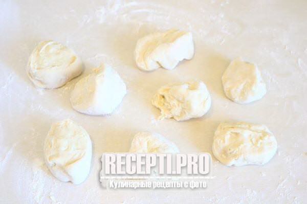 Хачапури на молоке с сыром на сковороде