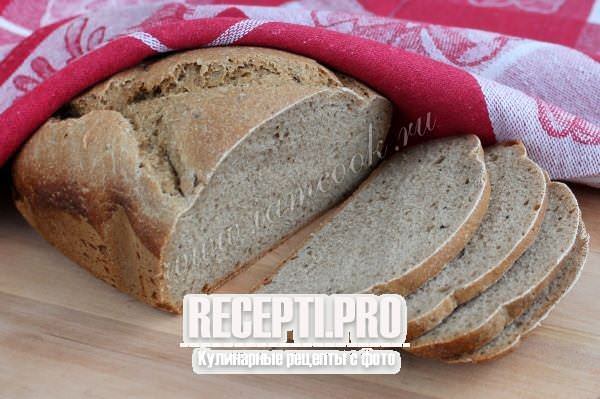 Хлеб ржаной на закваске в хлебопечке