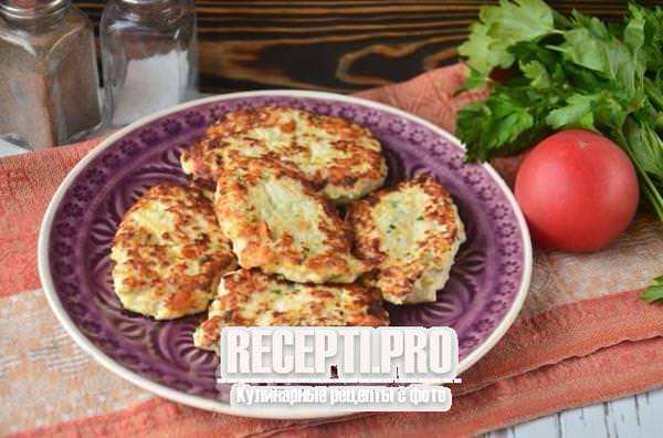 Куриные котлеты с кабачком и сыром