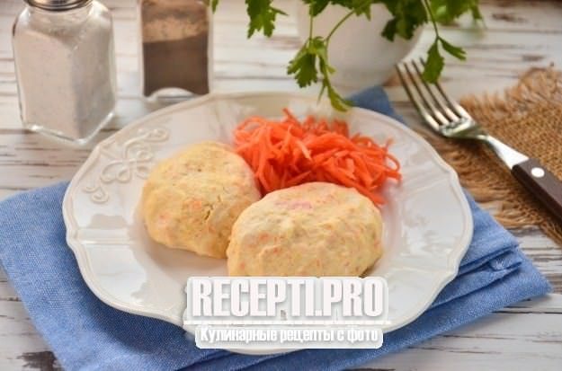 Куриные котлеты с морковью на пару
