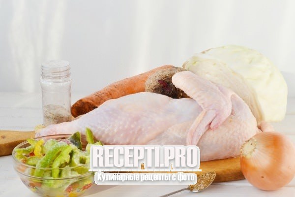 Вариант 1: Курица с овощами в мультиварке - классический рецепт