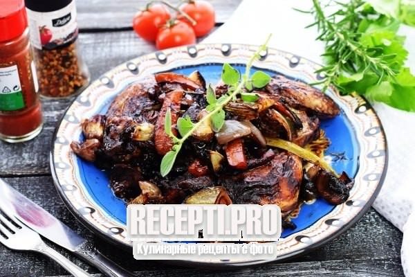 Курица в духовке целиком с картошкой: рецепт с фото пошагово