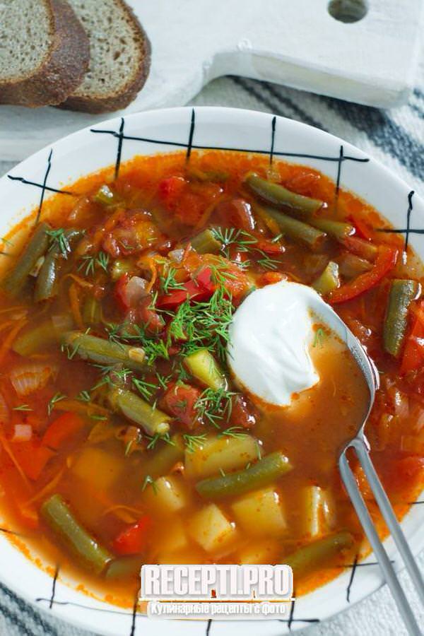 Суп со стручковой фасолью и болгарским перцем