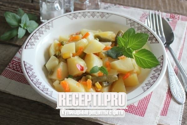 Рецепт тушеной картошки с мясом в мультиварке Поларис