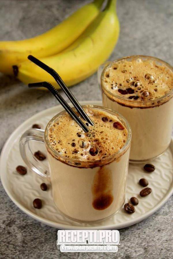 Творожно-банановый смузи с кофе