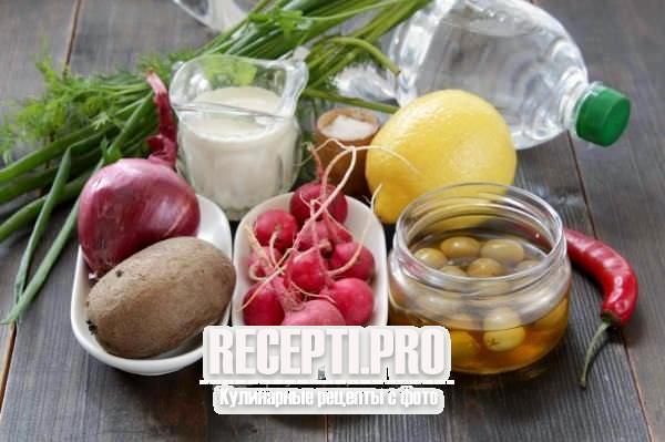Ингредиенты для вегетарианской окрошки на кефире и минералке